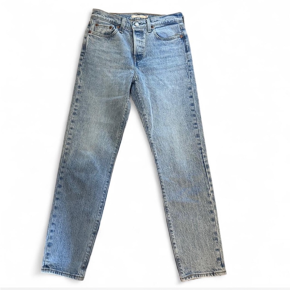 Classic Blue Levi’s Women's Jeans